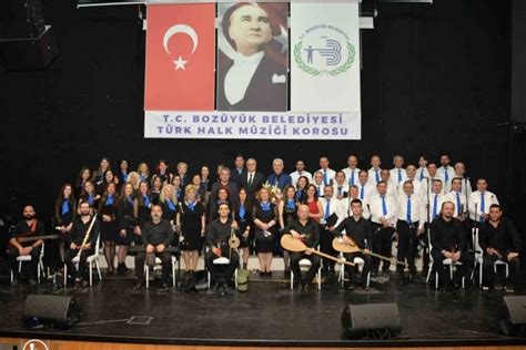 B­o­z­ü­y­ü­k­ ­B­e­l­e­d­i­y­e­s­i­ ­T­ü­r­k­ ­H­a­l­k­ ­M­ü­z­i­ğ­i­ ­K­o­r­o­s­u­ ­i­l­e­ ­ ­“­D­i­y­a­r­d­a­n­ ­D­i­y­a­r­a­”­